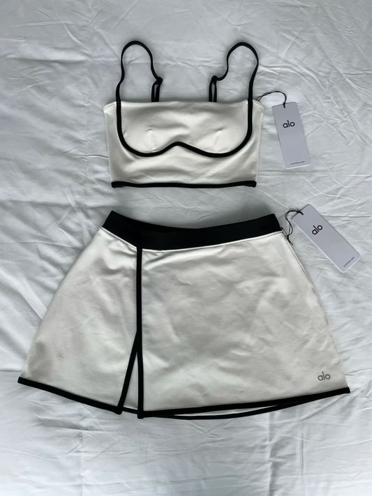 Alo 2 Piece